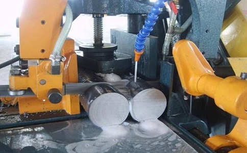 西陵卧式带锯床的送料方式有哪几种？